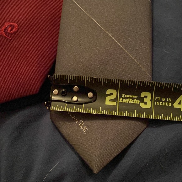 Lot of 3 vintage neckties Oscar dela Renta gray & Pierre Cardin navy blue & red - Picture 12 of 13